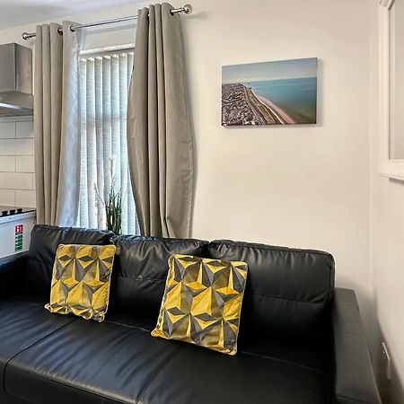 Granada Apartments Queen'S Promenade Blackpool Dış mekan fotoğraf