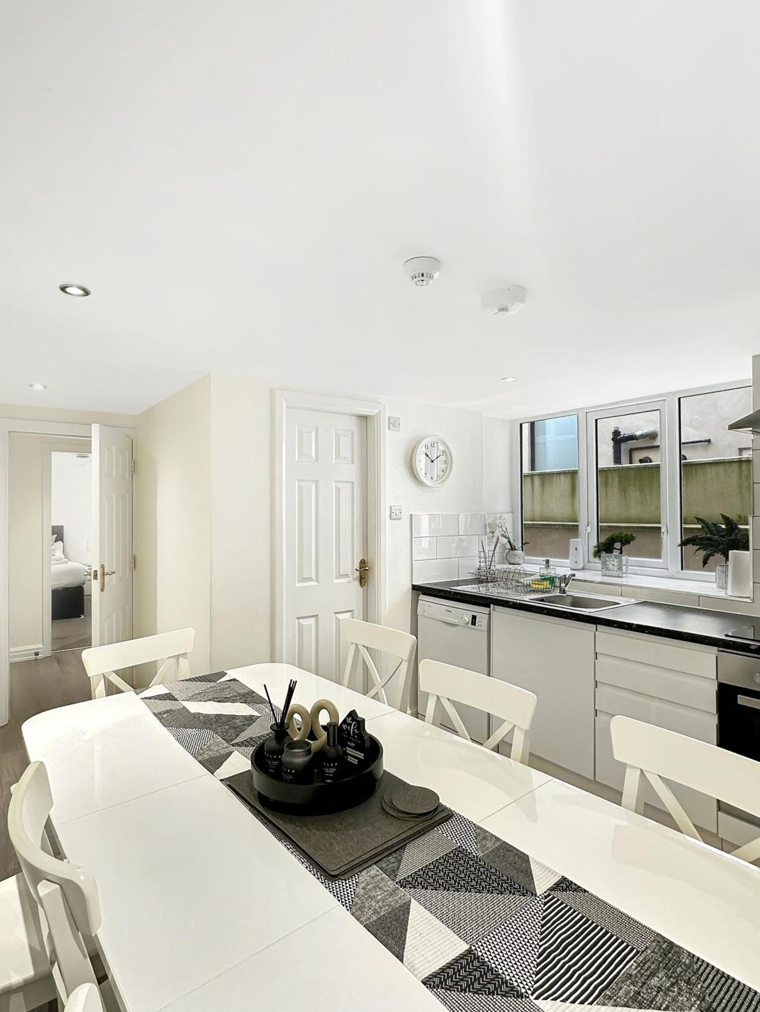 Granada Apartments Queen'S Promenade Blackpool Dış mekan fotoğraf