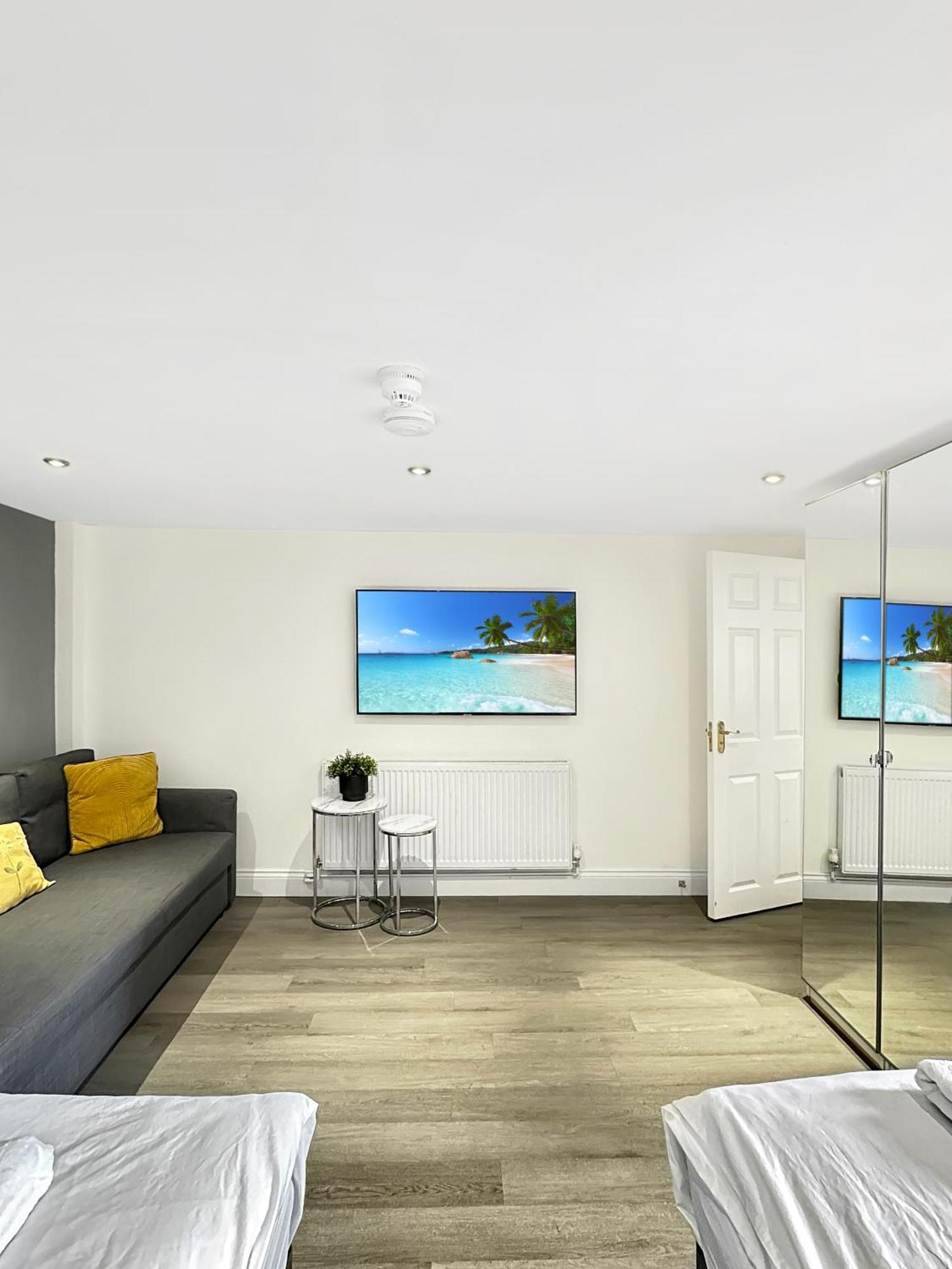 Granada Apartments Queen'S Promenade Blackpool Dış mekan fotoğraf