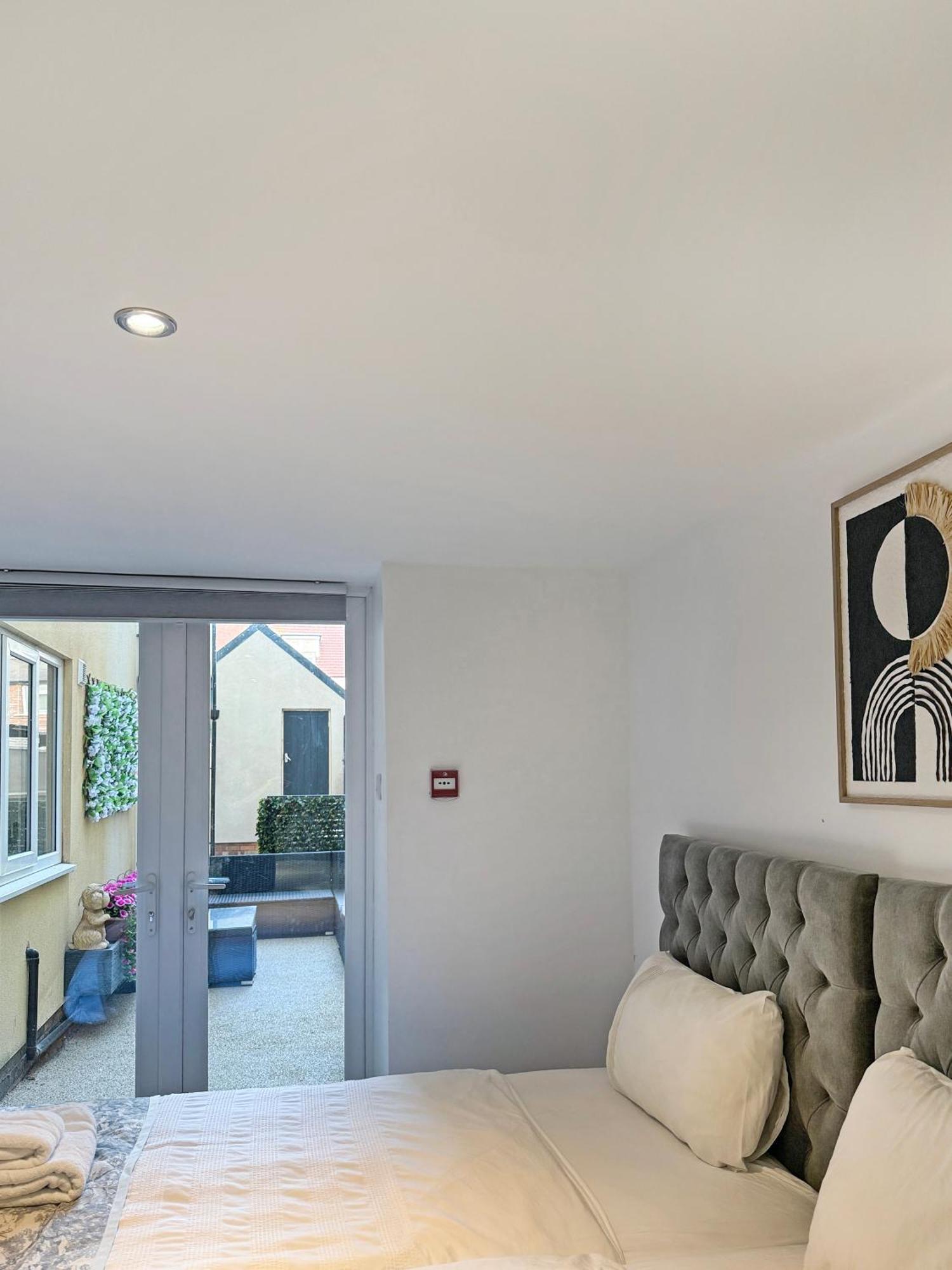 Granada Apartments Queen'S Promenade Blackpool Dış mekan fotoğraf